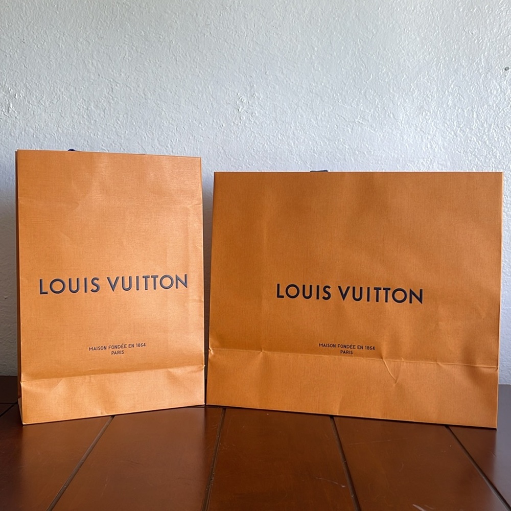Louis Vuitton gift bags - Picture 5 of 6